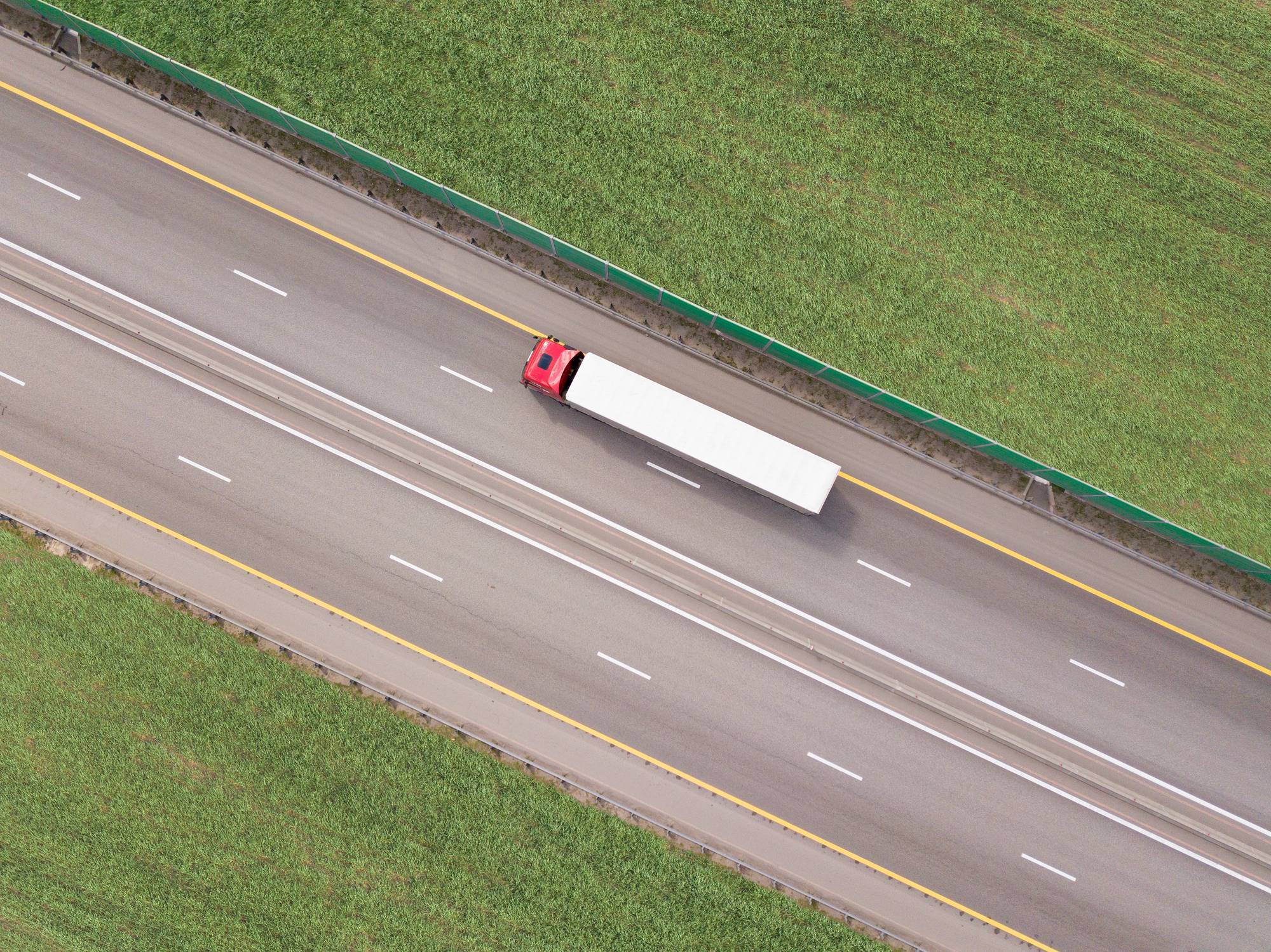 TRUCK GettyImages-1226264349