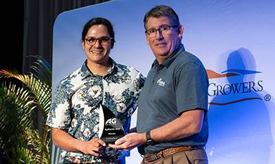 Climate Robotics accepting AgSharks award